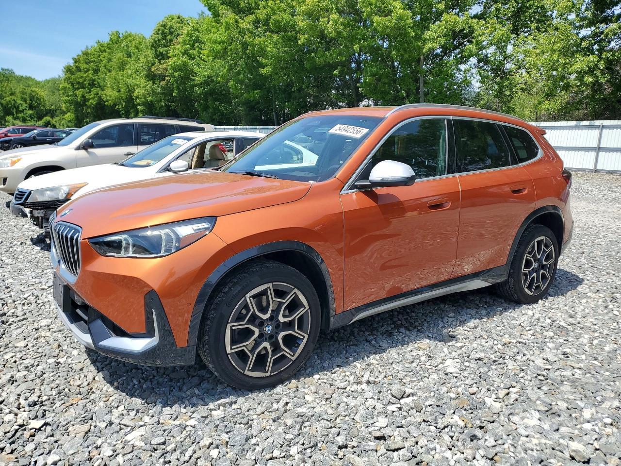 2023 BMW X1 xDrive28I - zdjęcie główne