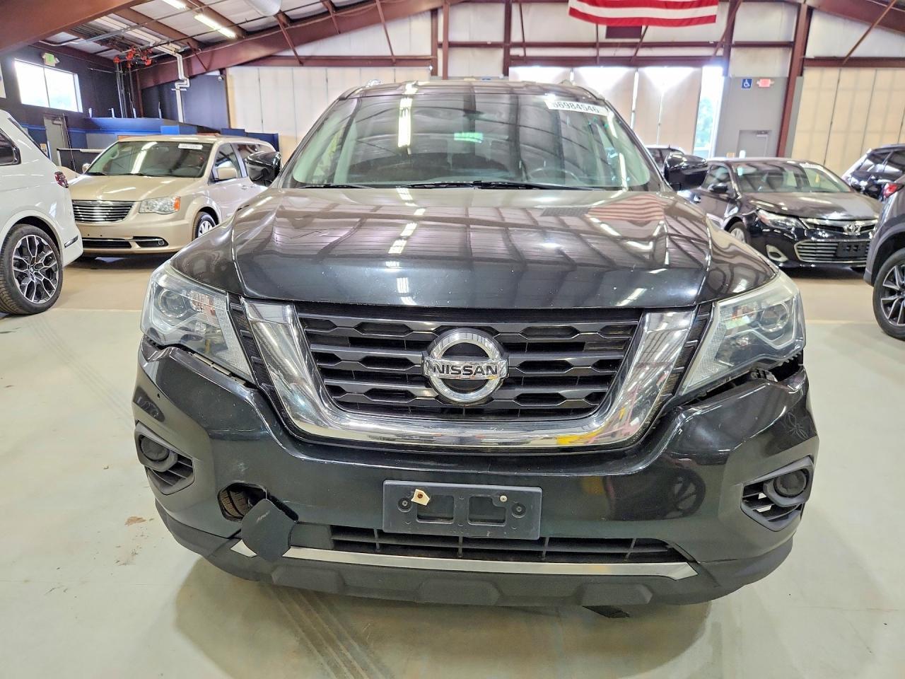 2017 Nissan Pathfinder S - zdjęcie 5