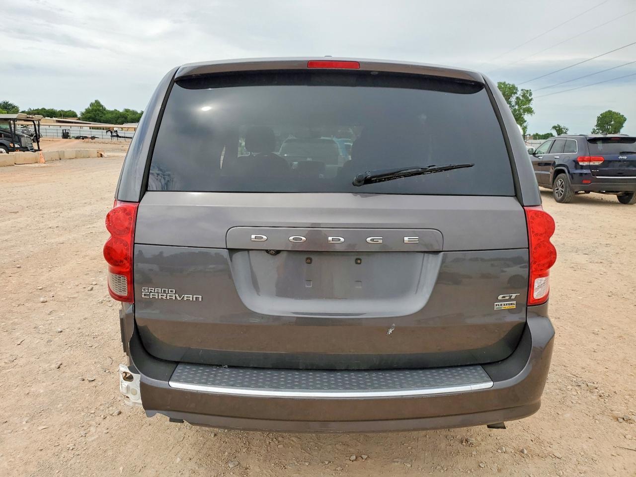 2017 Dodge Grand Caravan Gt - zdjęcie 6