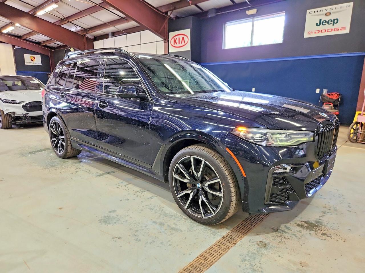 BMW X7 - zdjęcie 4