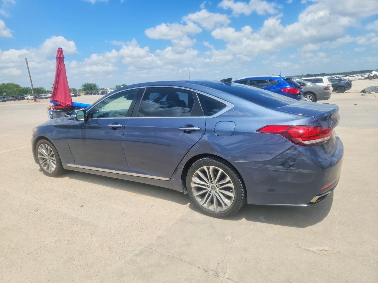 2015 Hyundai Genesis 3.8L - zdjęcie 2