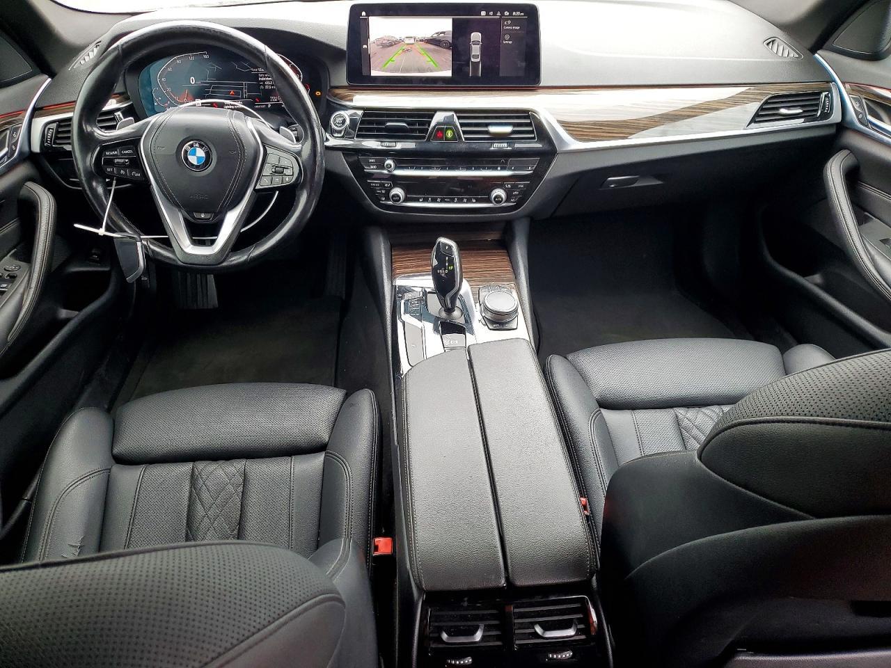 2021 BMW 530 I - zdjęcie 8