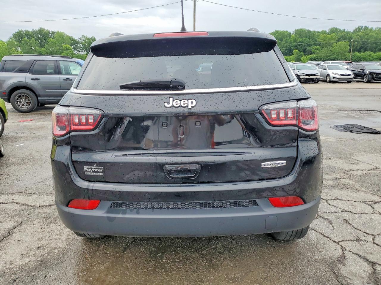 2018 Jeep Compass Latitude - zdjęcie 6