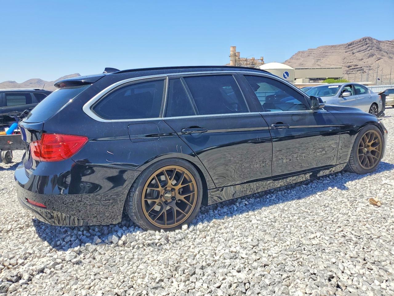 2015 BMW 328 Xi - zdjęcie 3
