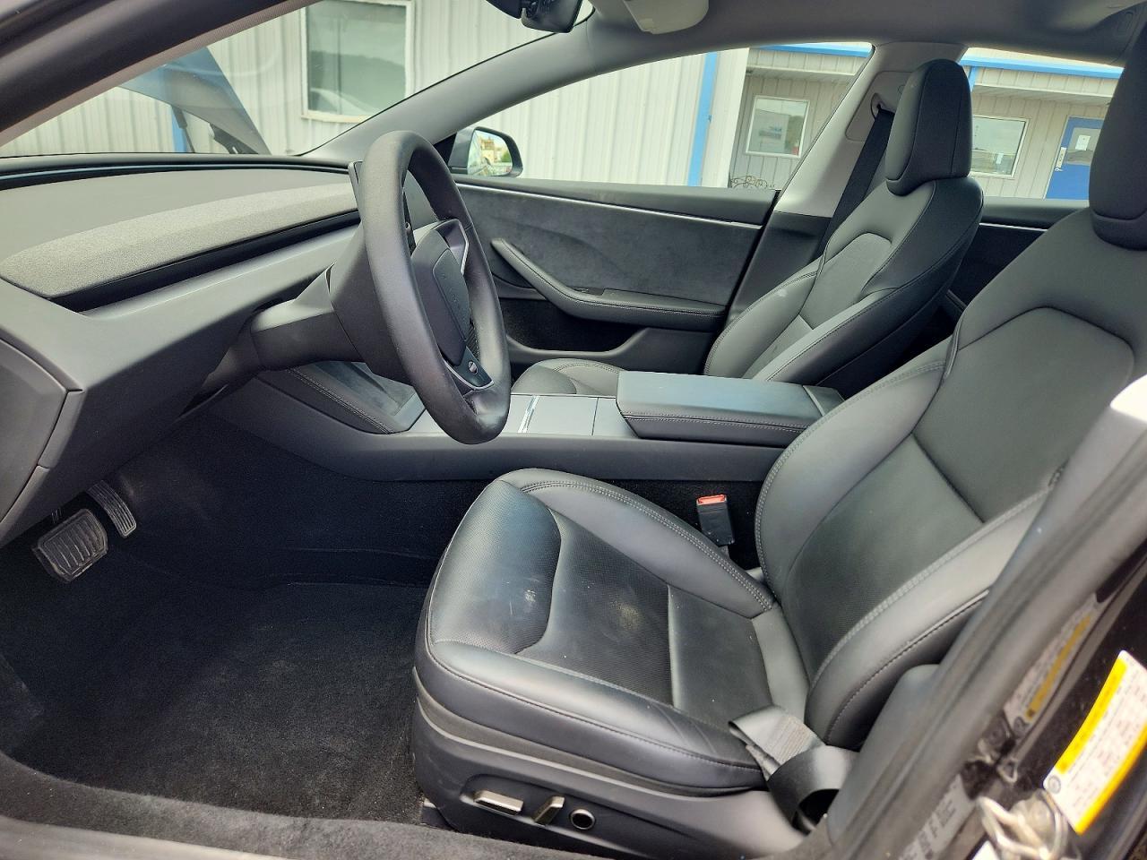 2024 Tesla Model 3 - zdjęcie 7