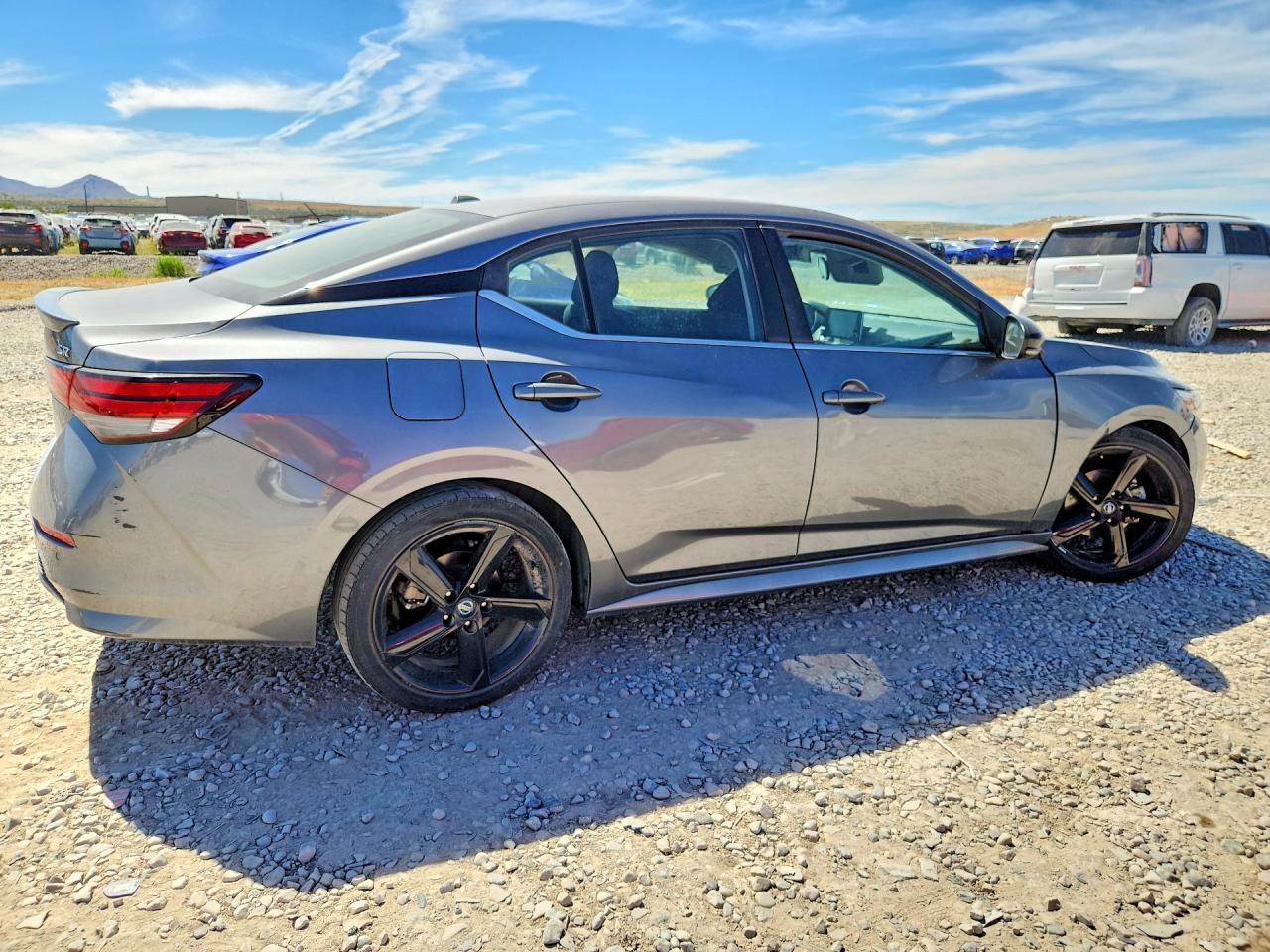 2023 Nissan Sentra Sr - zdjęcie 3