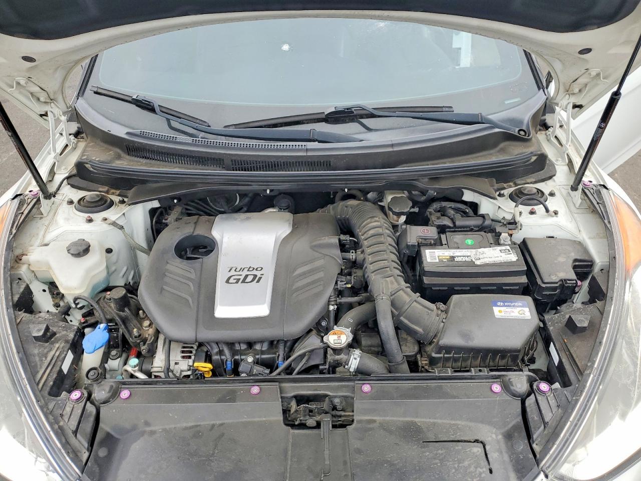 2016 Hyundai Veloster Turbo - zdjęcie 11