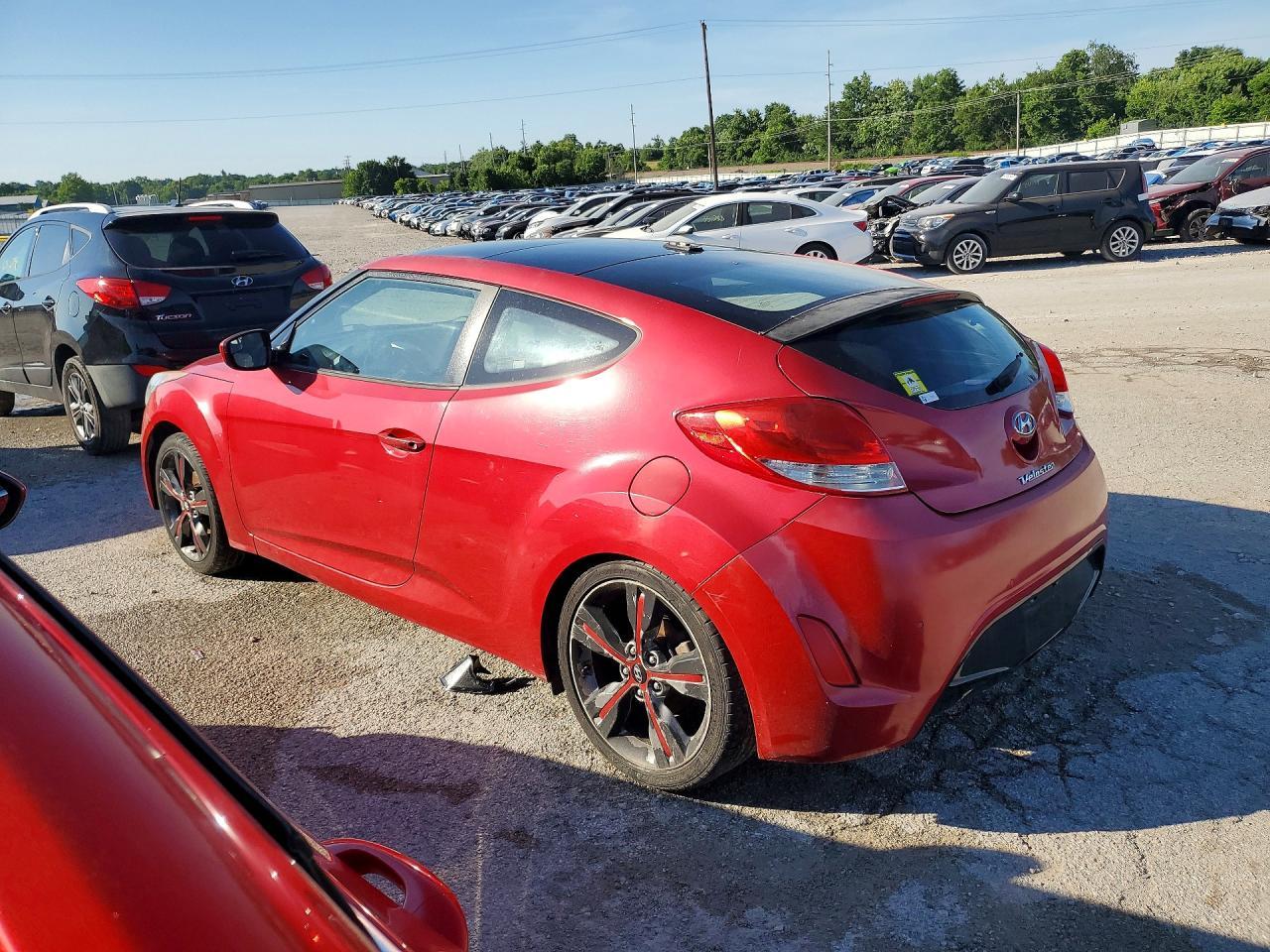 2016 Hyundai Veloster Base - zdjęcie 2