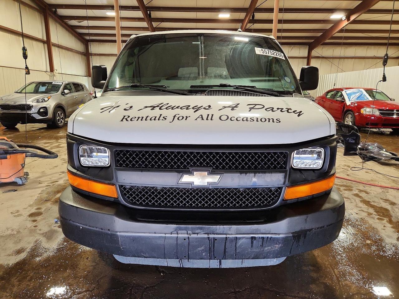 2014 Chevrolet Express G1500 - zdjęcie 5