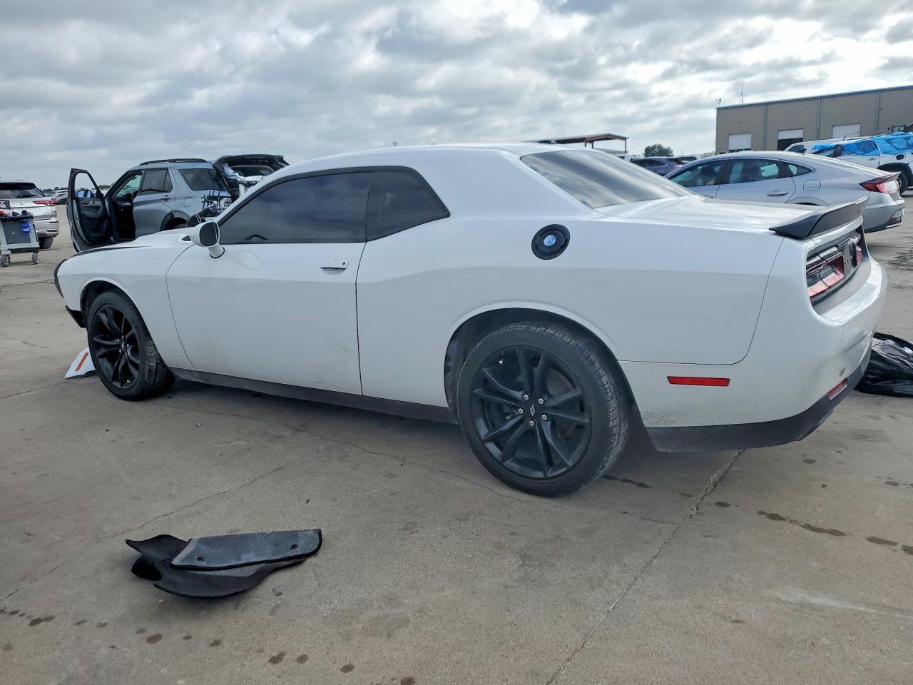 2018 Dodge Challenger Sxt - zdjęcie 2