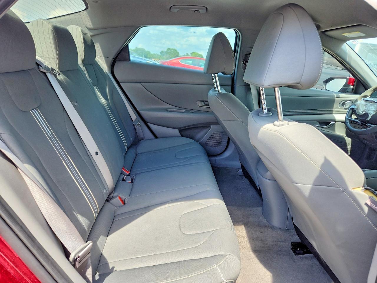 2023 Hyundai Elantra Sel - zdjęcie 10