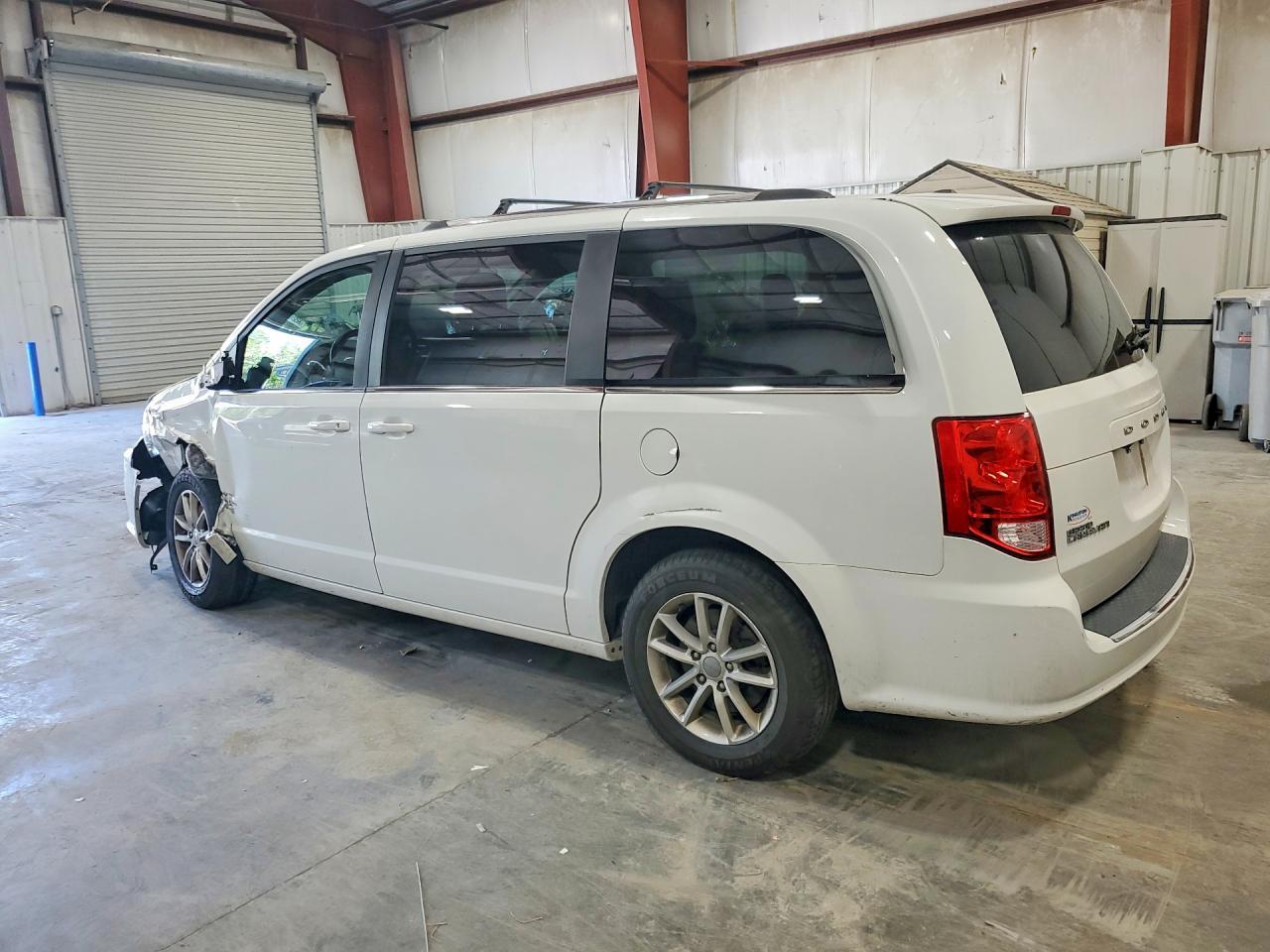 2020 Dodge Grand Caravan Sxt - zdjęcie 2