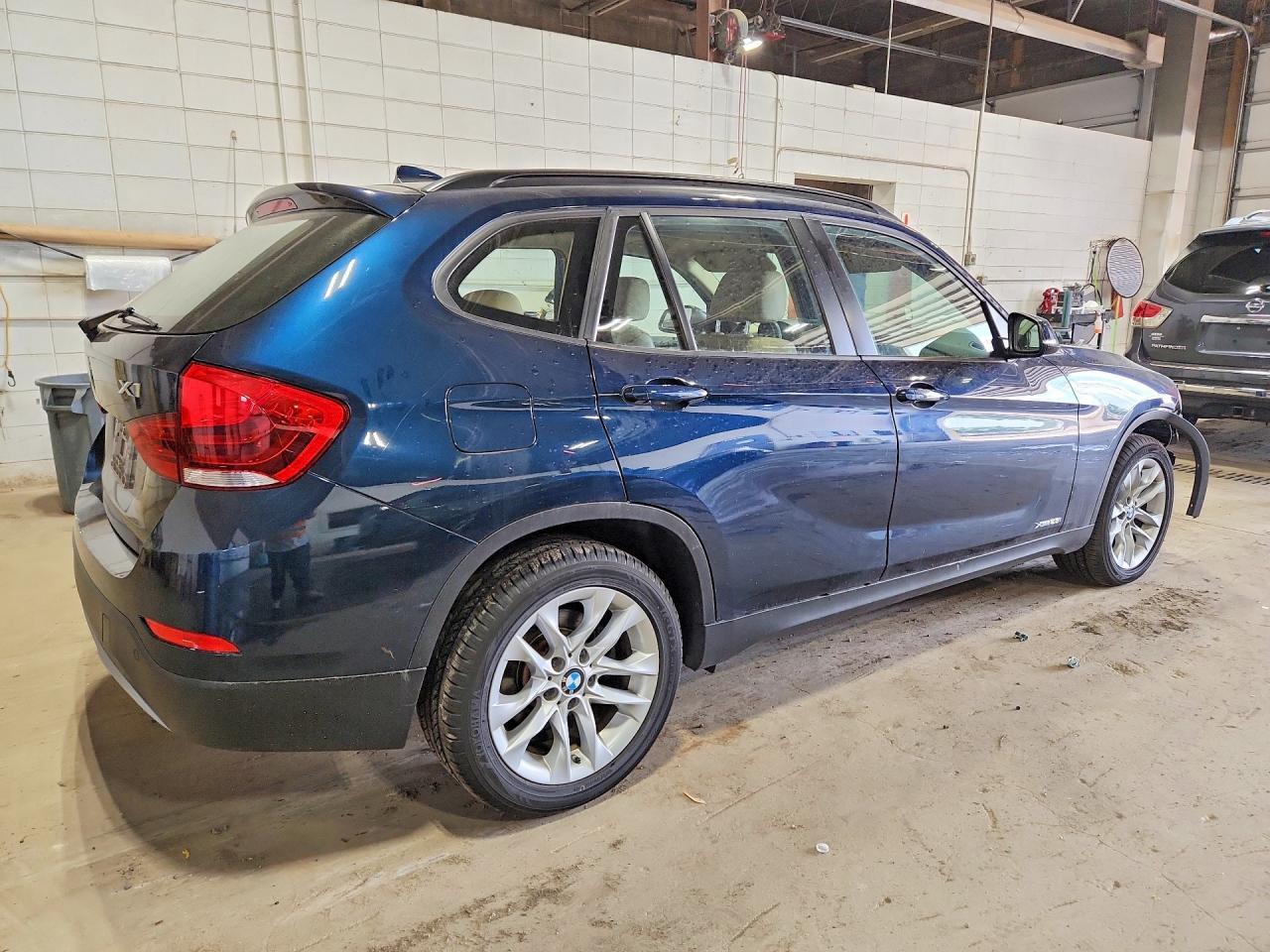 2015 BMW X1 xDrive28I - zdjęcie 3