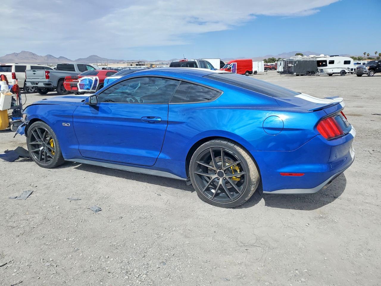 2017 Ford Mustang Gt - zdjęcie 2