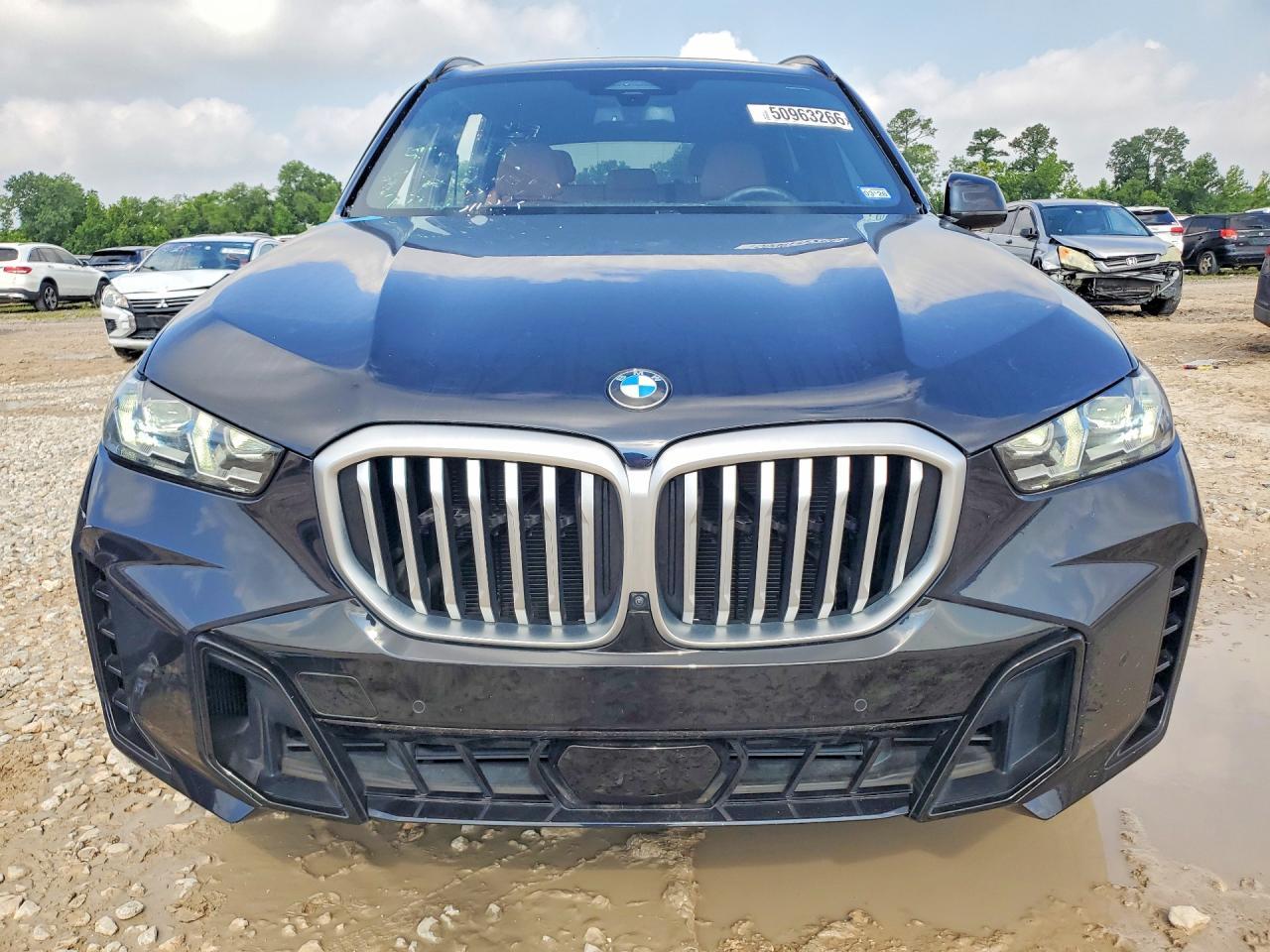 2024 BMW X5 xDrive40I - zdjęcie 5