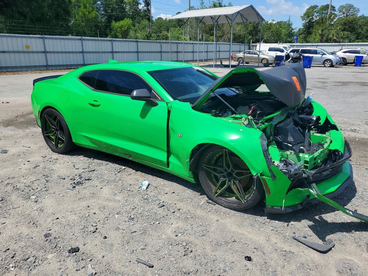2017 Chevrolet Camaro Ls - zdjęcie 4