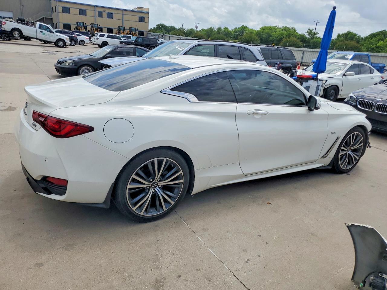 2020 Infiniti Q60 3.0T Luxe - zdjęcie 3