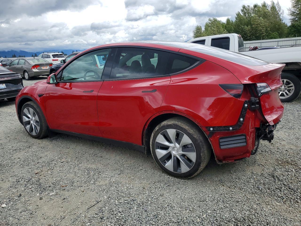 2023 Tesla Model Y - zdjęcie 2