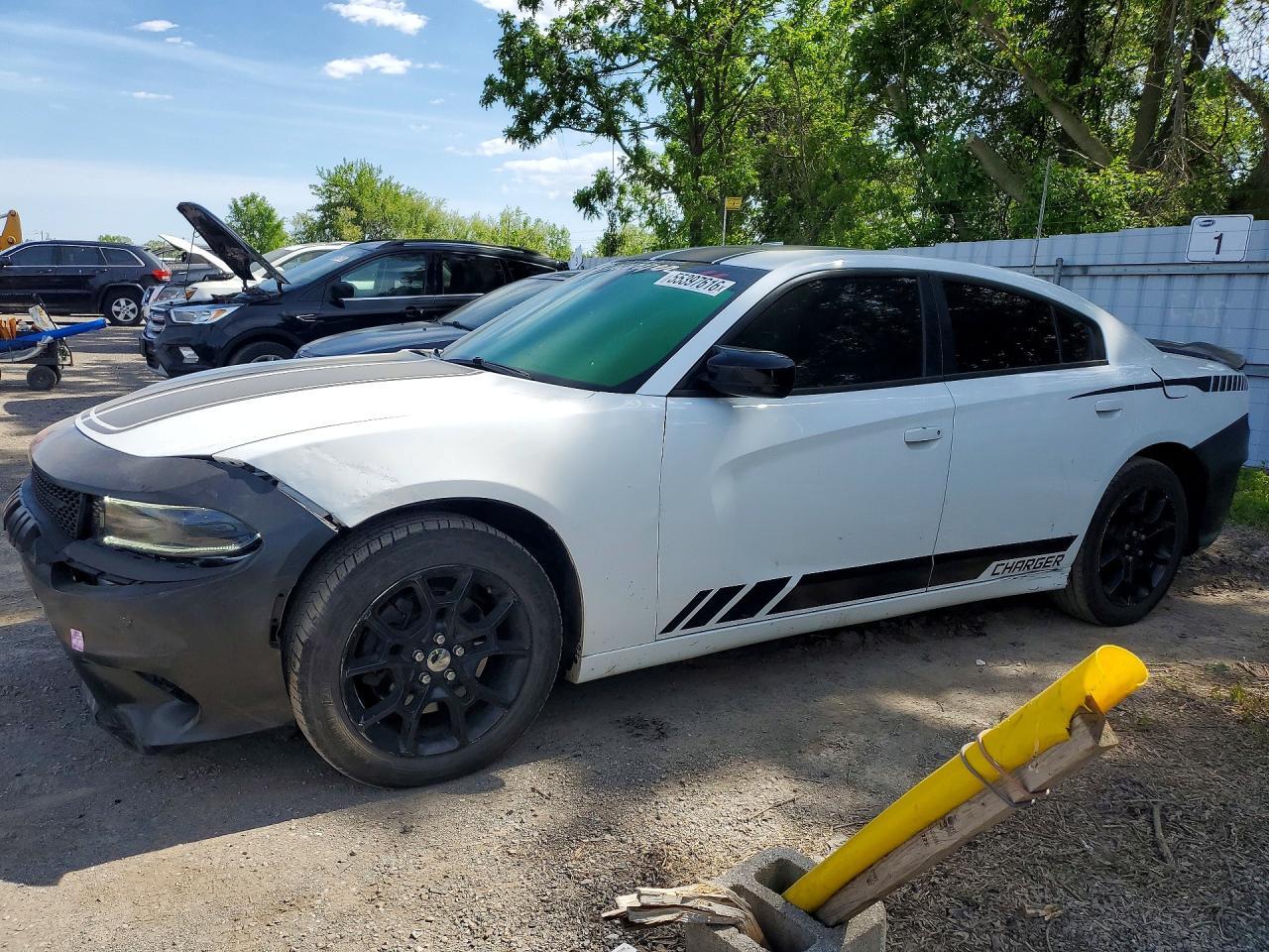 2016 Dodge Charger Sxt - zdjęcie główne