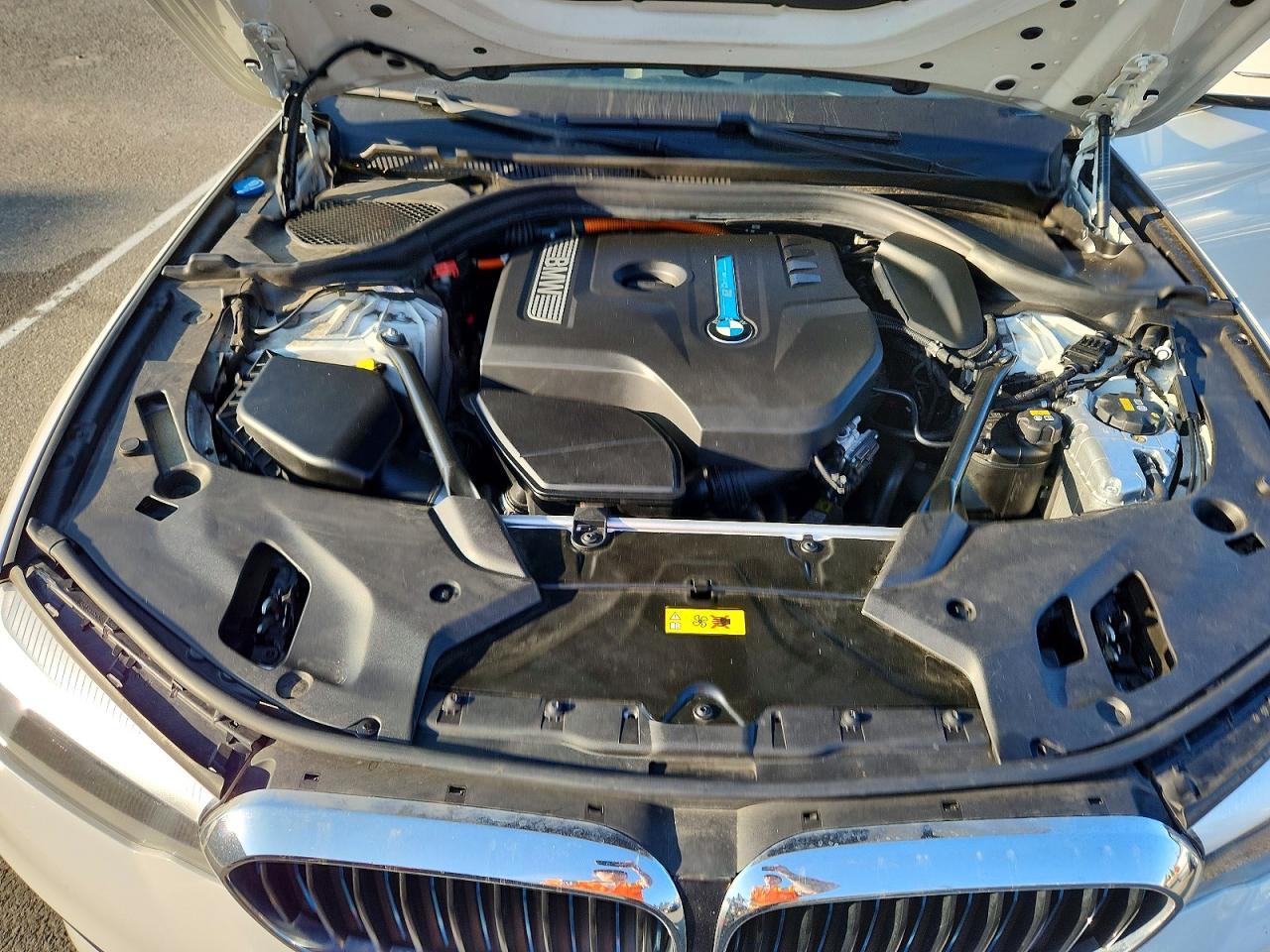 2018 BMW 530E - zdjęcie 11