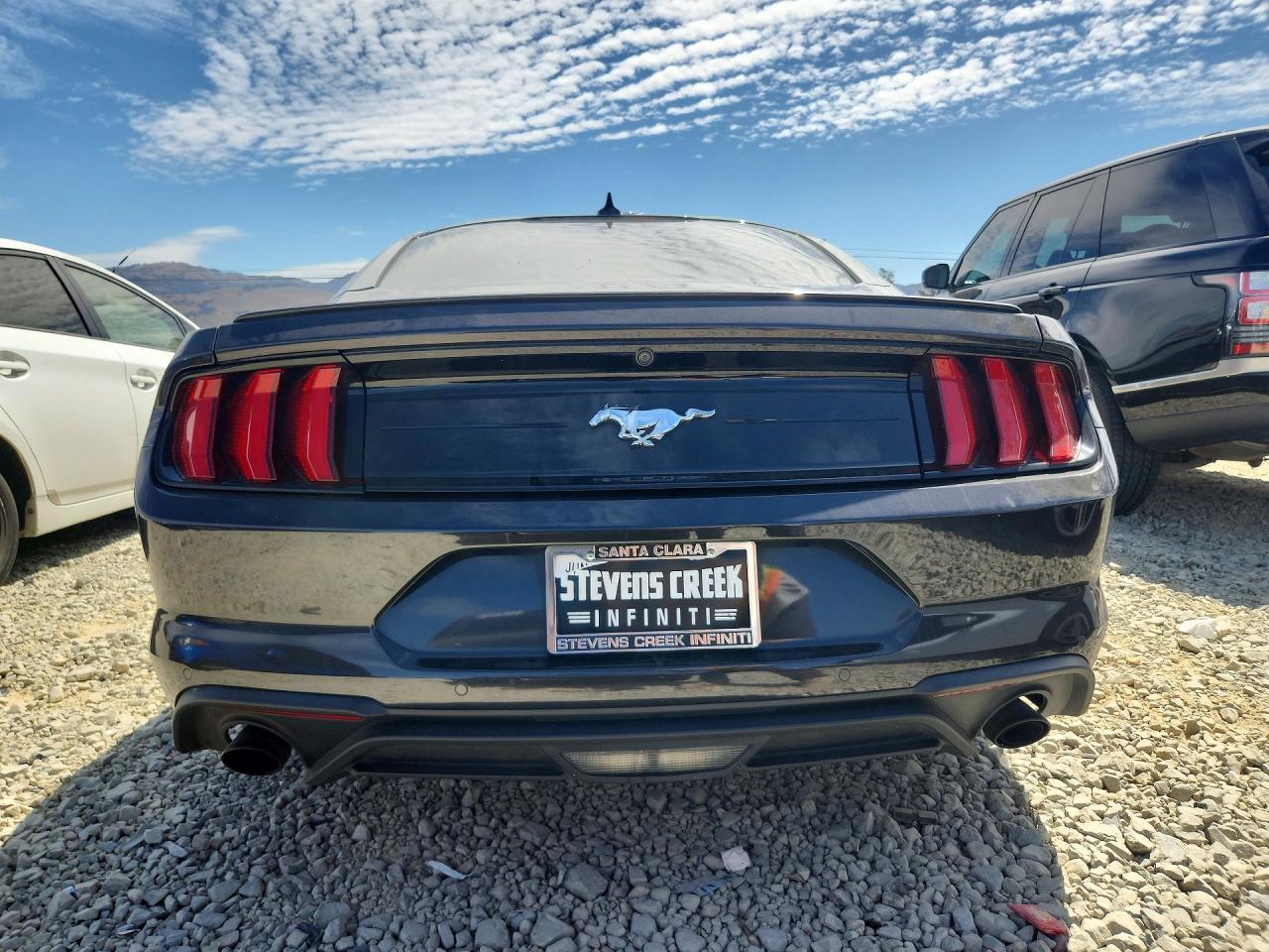 2022 Ford Mustang - zdjęcie 6