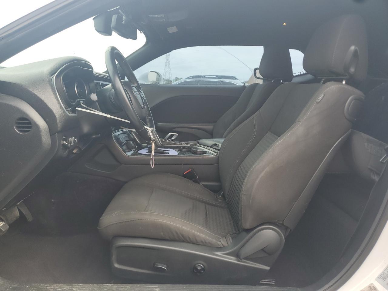2017 Dodge Challenger R - zdjęcie 7
