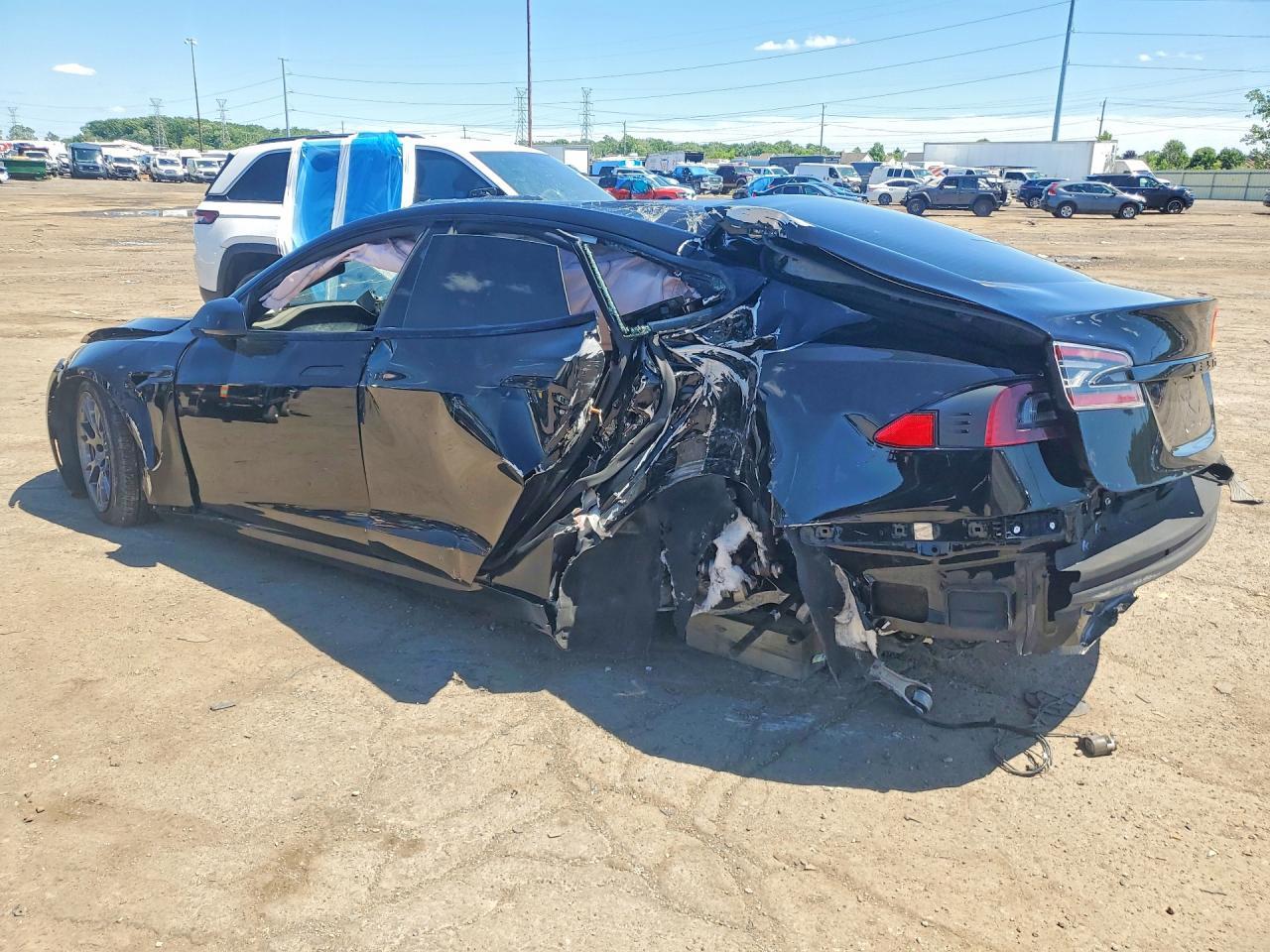 2021 Tesla Model S - zdjęcie 2