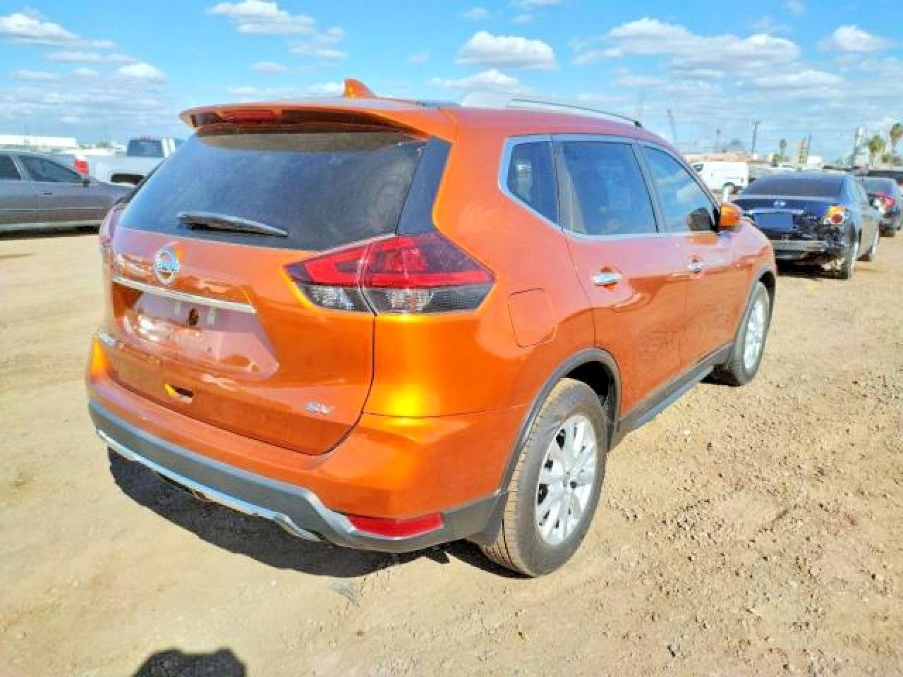 2018 Nissan Rogue Sv - zdjęcie 4