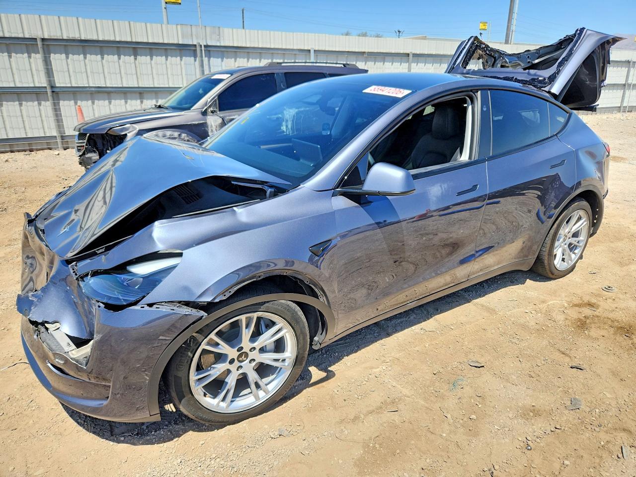 2023 Tesla Model Y - zdjęcie główne