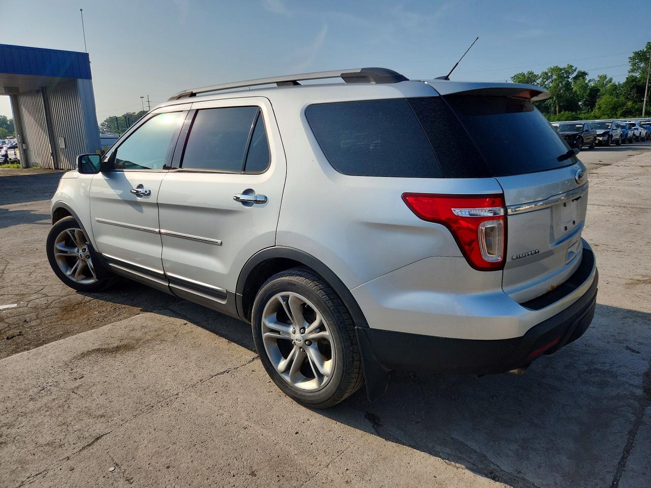 2014 Ford Explorer Limited - zdjęcie 2