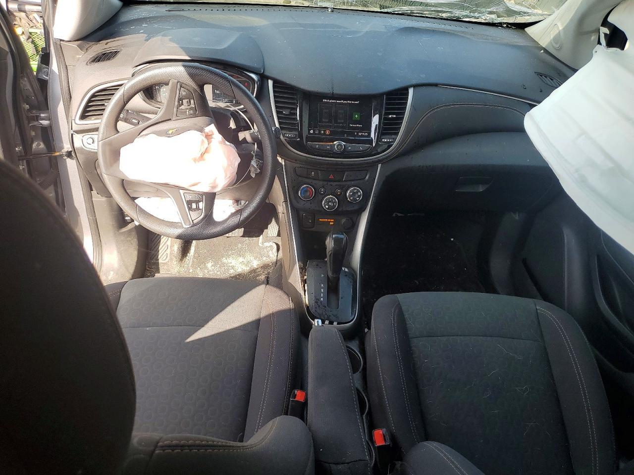 2020 Chevrolet Trax Ls - zdjęcie 8