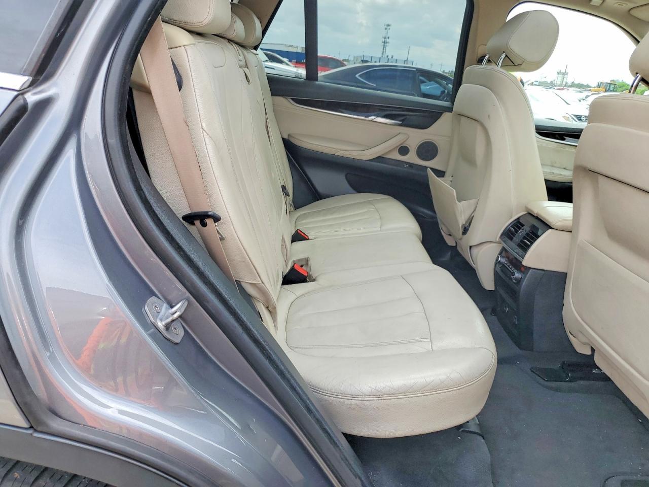 2016 BMW X5 xDrive35I - zdjęcie 11