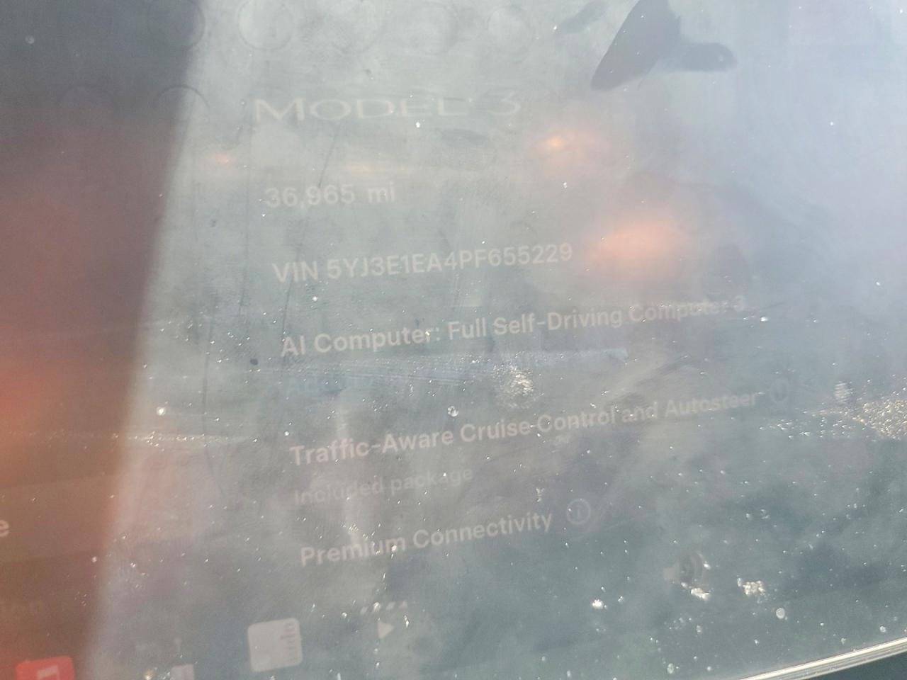 2023 Tesla Model 3 - zdjęcie 9