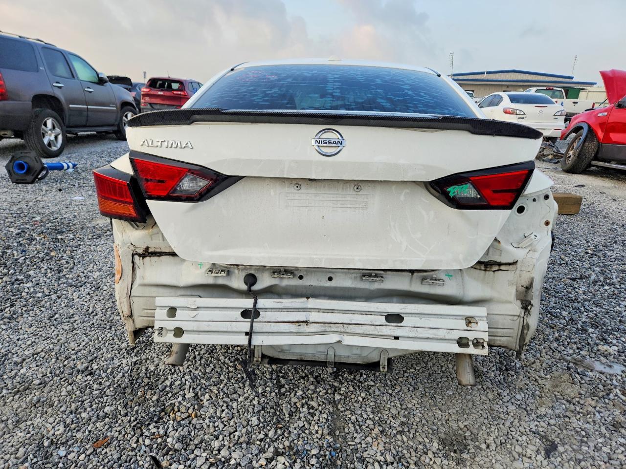 2020 Nissan Altima S - zdjęcie 6