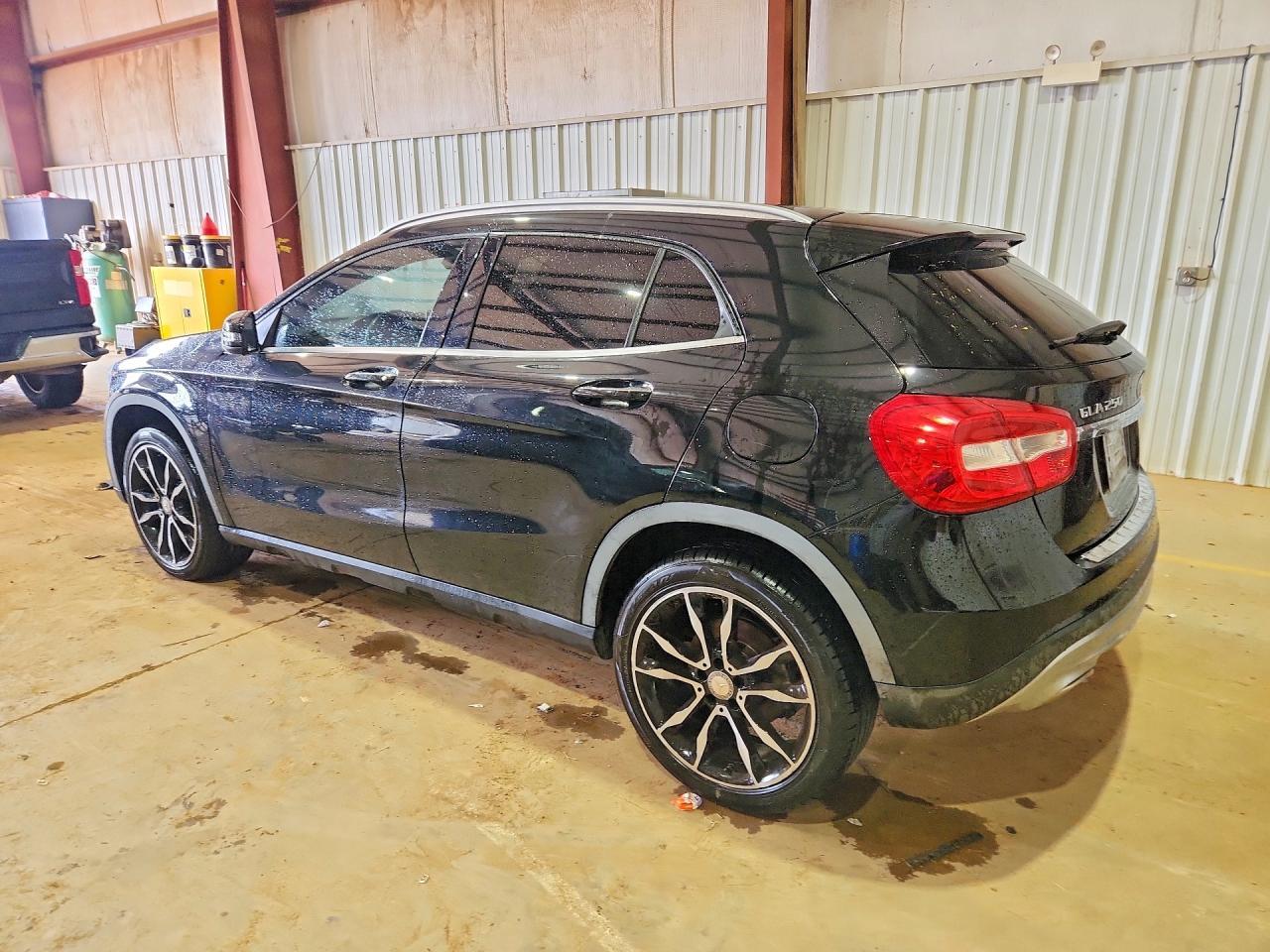 2017 Mercedes-Benz Gla 250 - zdjęcie 2