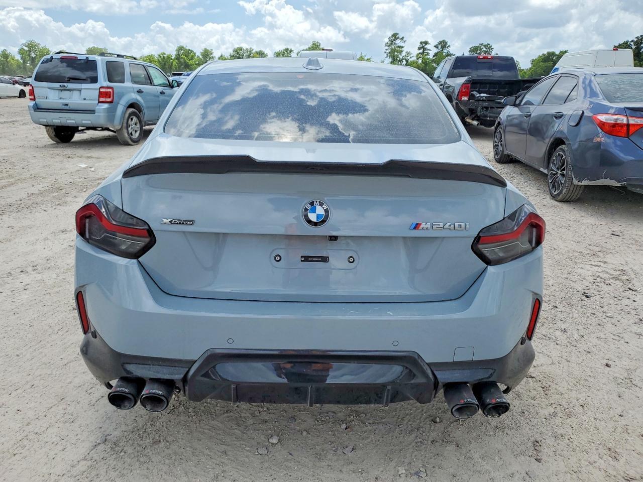 2024 BMW M240Xi - zdjęcie 6
