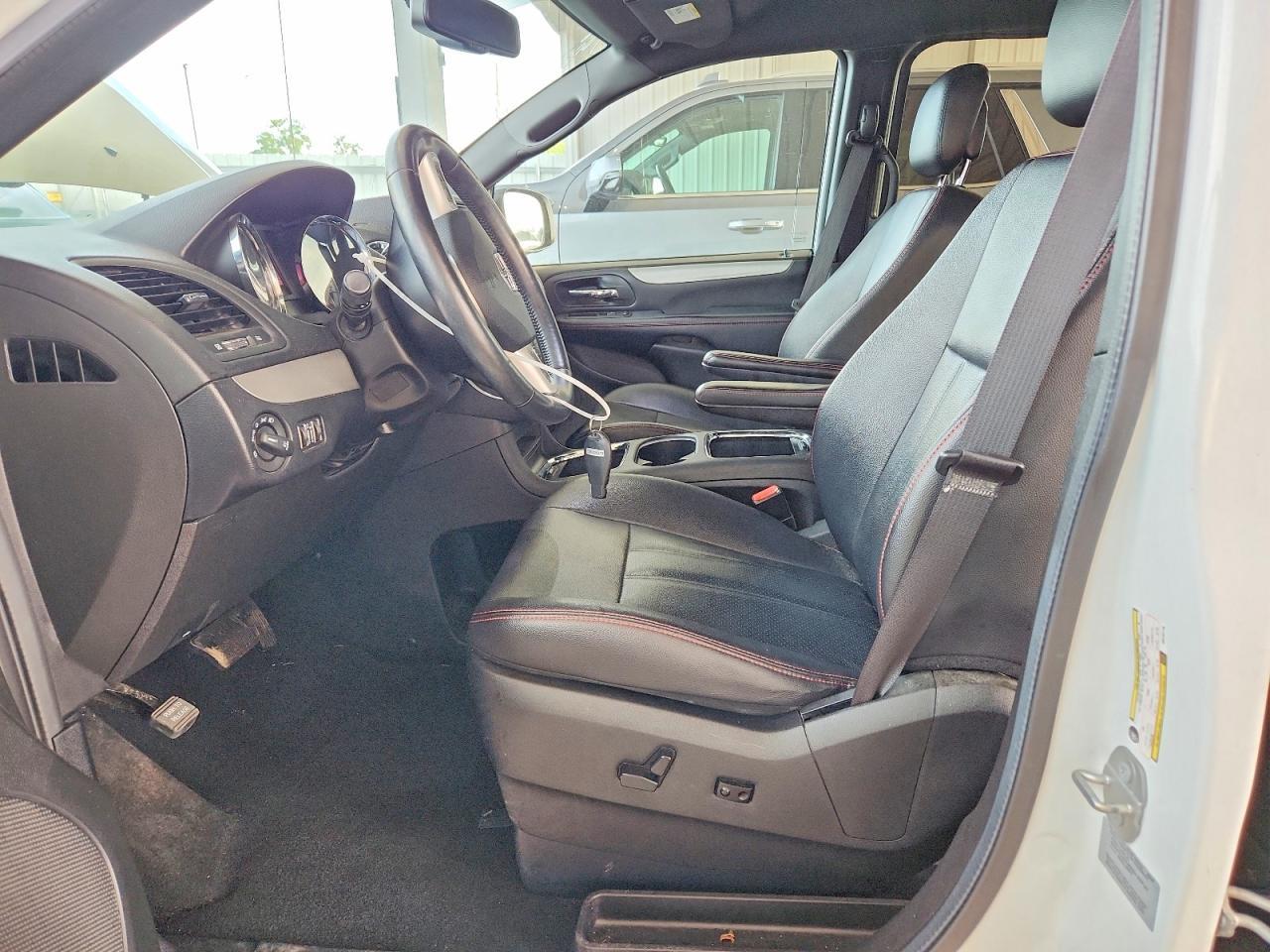 2017 Dodge Grand Caravan Gt - zdjęcie 7