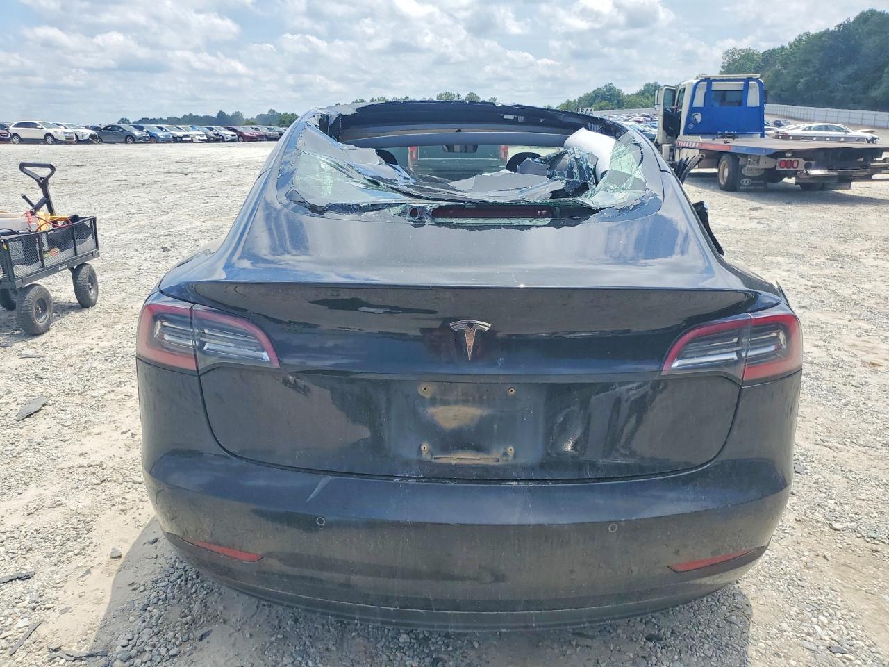 2018 Tesla Model 3 - zdjęcie 6