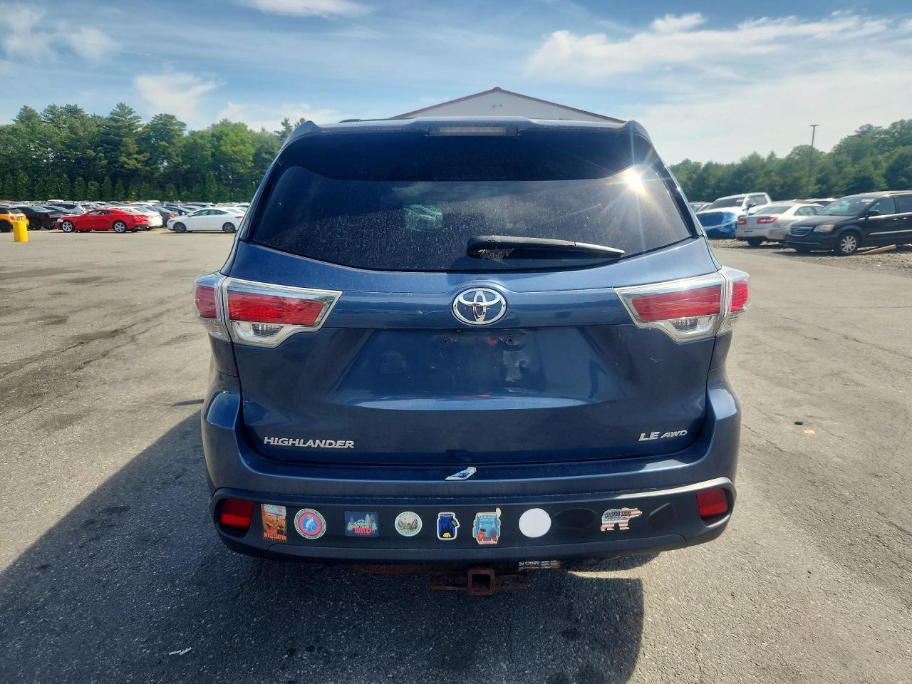 2014 Toyota Highlander Le - zdjęcie 6