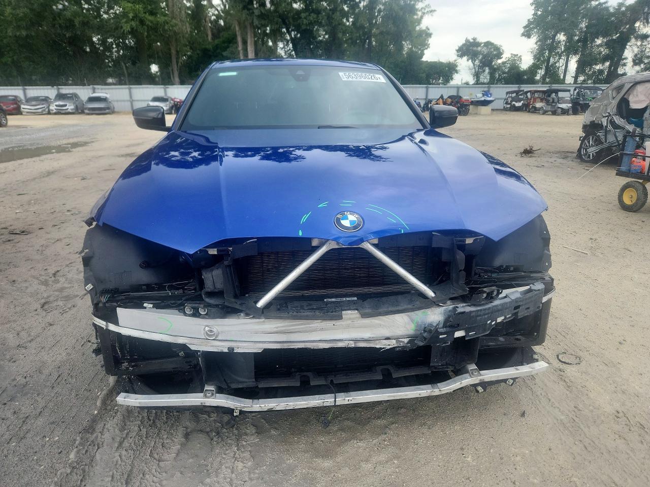 2022 BMW Seria 3 330i - zdjęcie 5