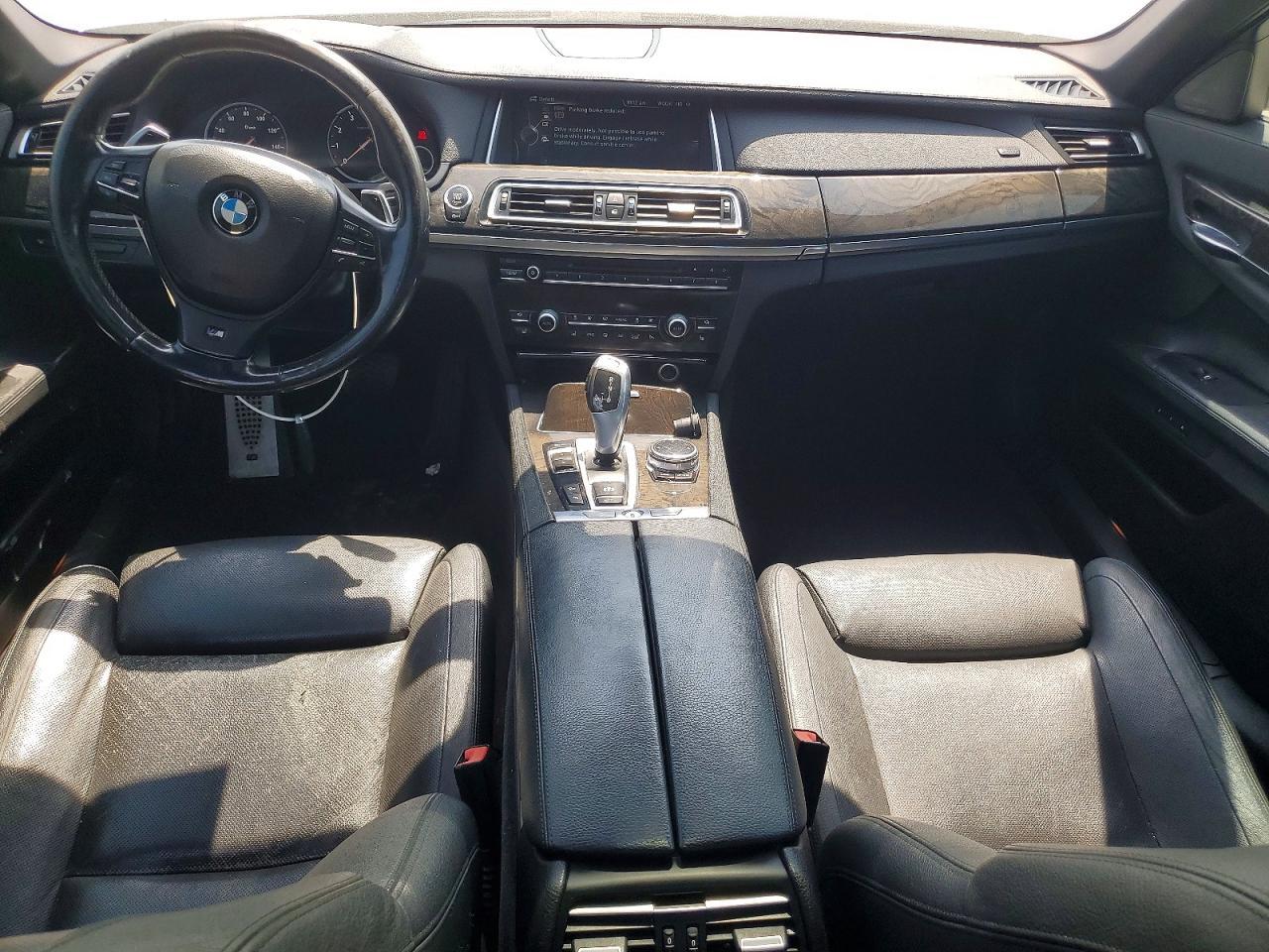 2014 BMW Seria 7 740Li - zdjęcie 8
