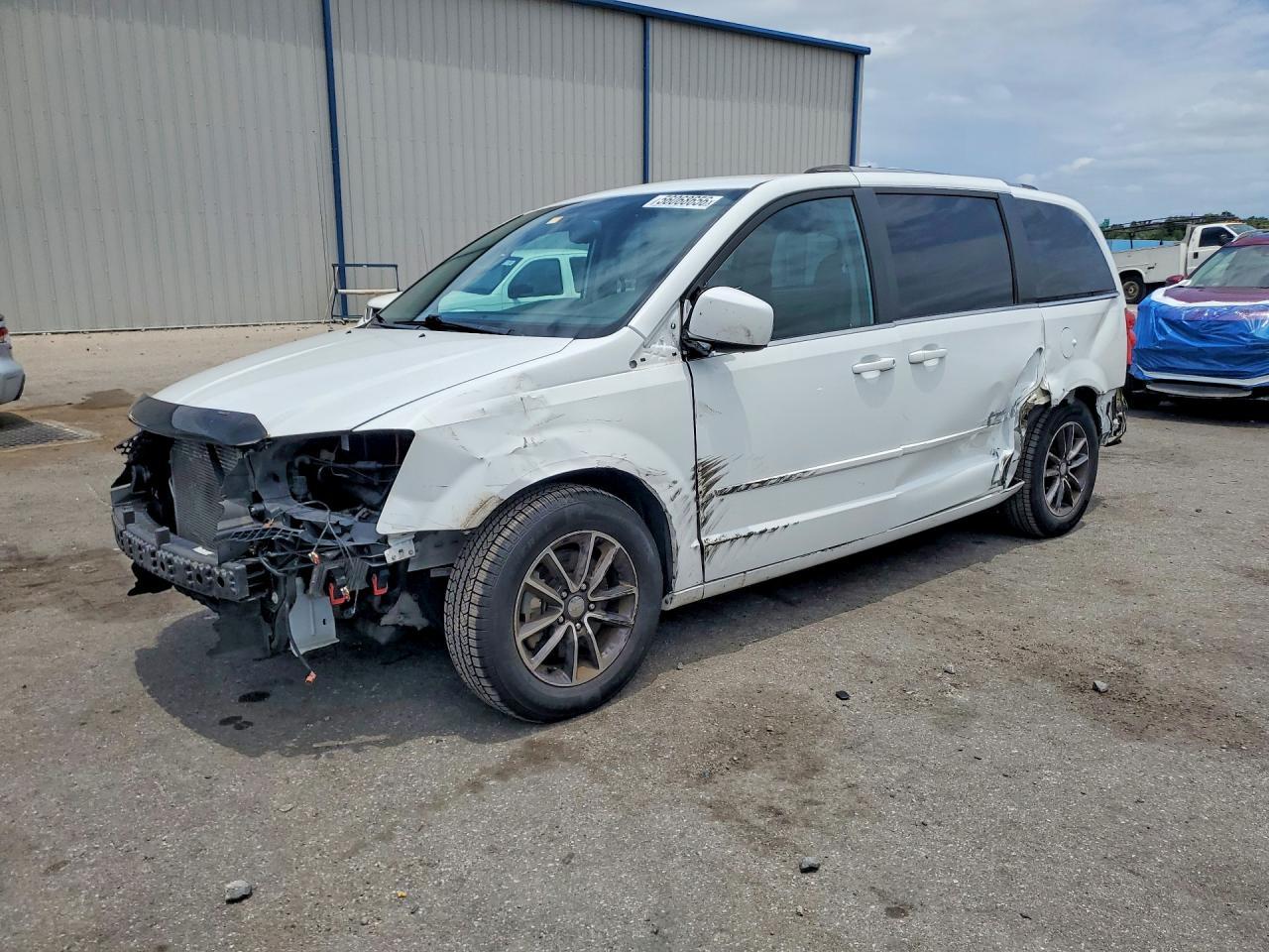 2017 Dodge Grand Caravan Sxt - zdjęcie główne