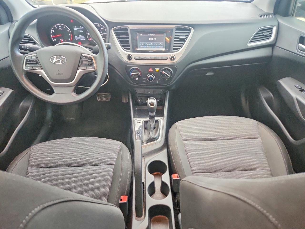 2020 Hyundai Accent Se - zdjęcie 8