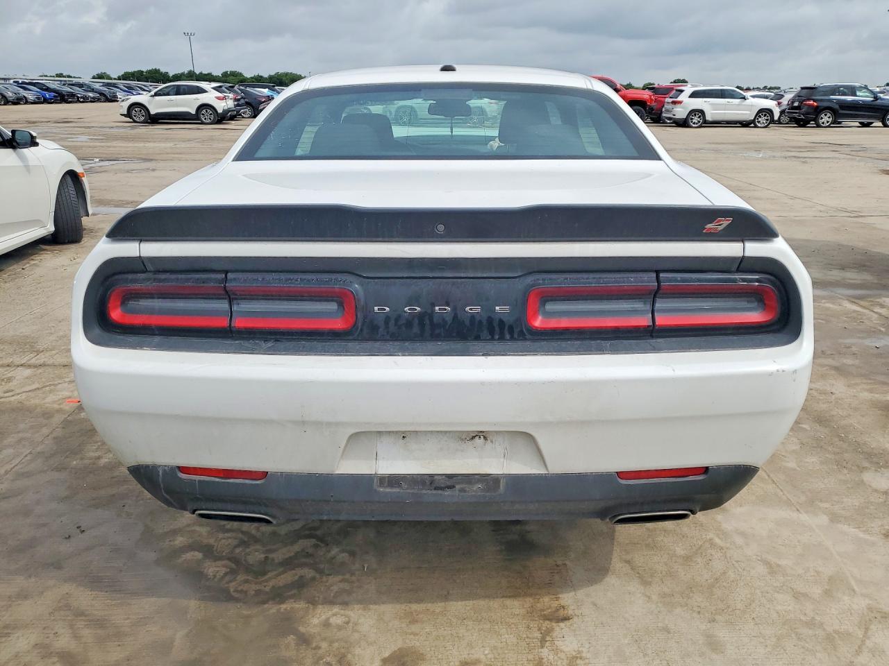 2023 Dodge Challenger Sxt - zdjęcie 6