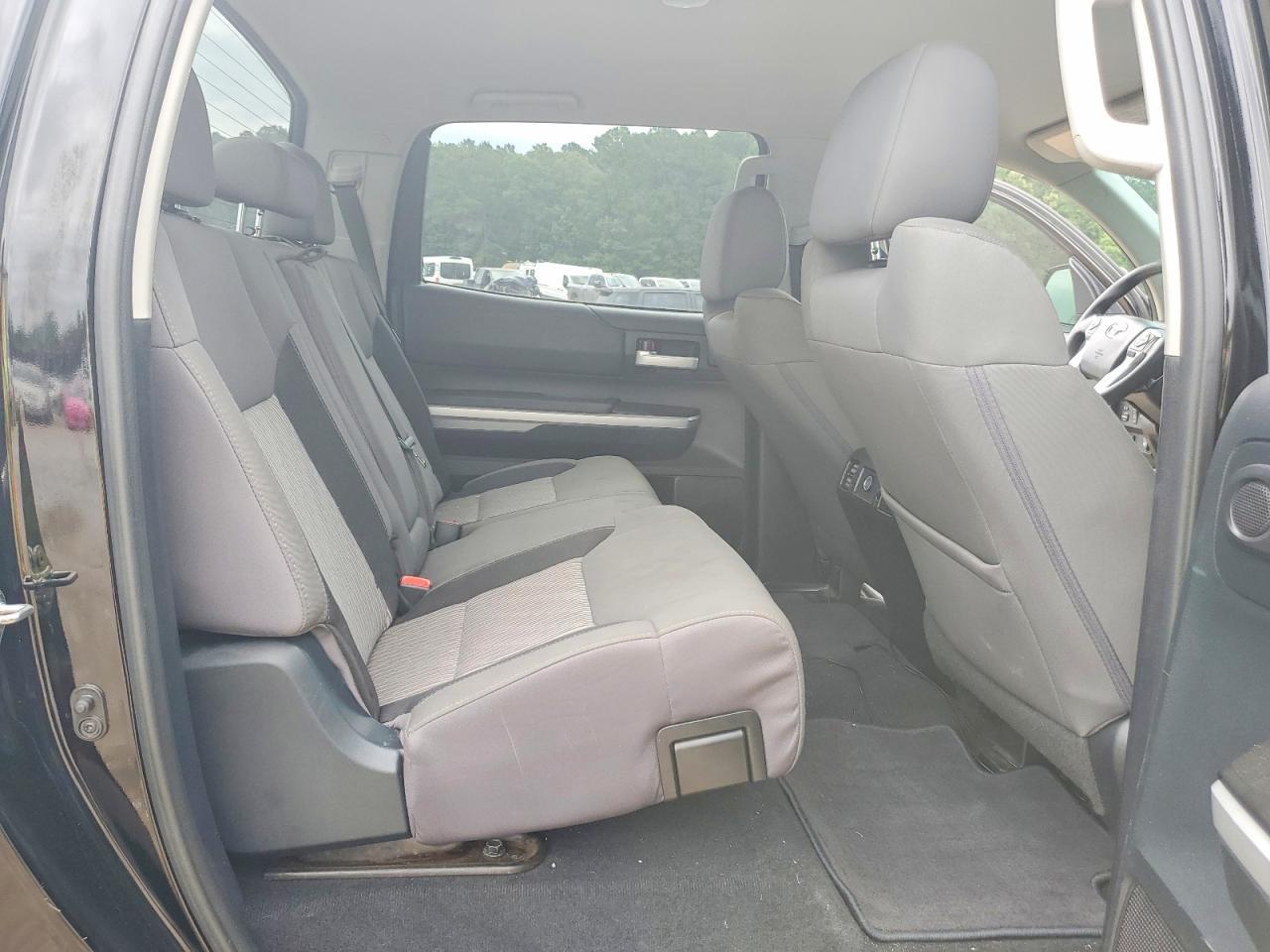 2015 Toyota Tundra Sr5 - zdjęcie 10
