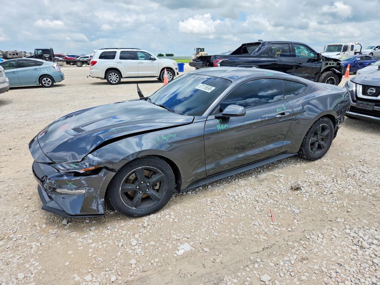 2019 Ford Mustang - zdjęcie główne
