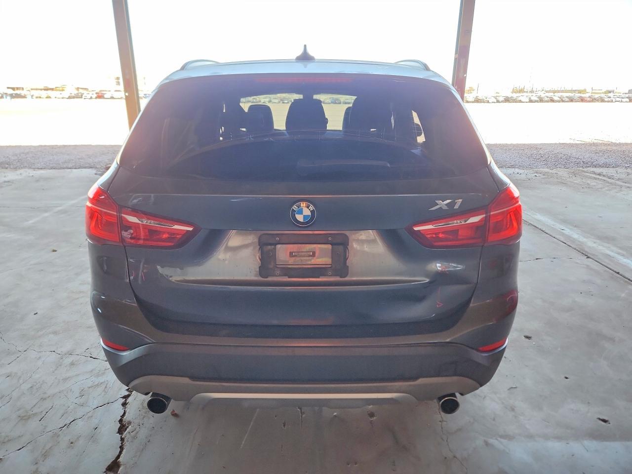 2017 BMW X1 xDrive28I - zdjęcie 6