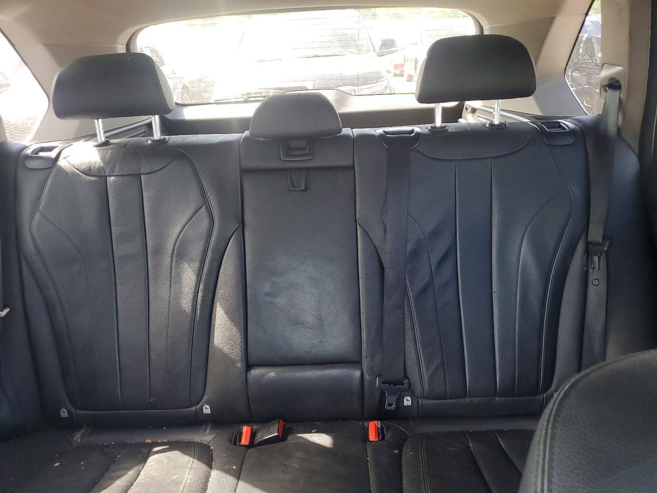 2015 BMW X5 xDrive35I - zdjęcie 10