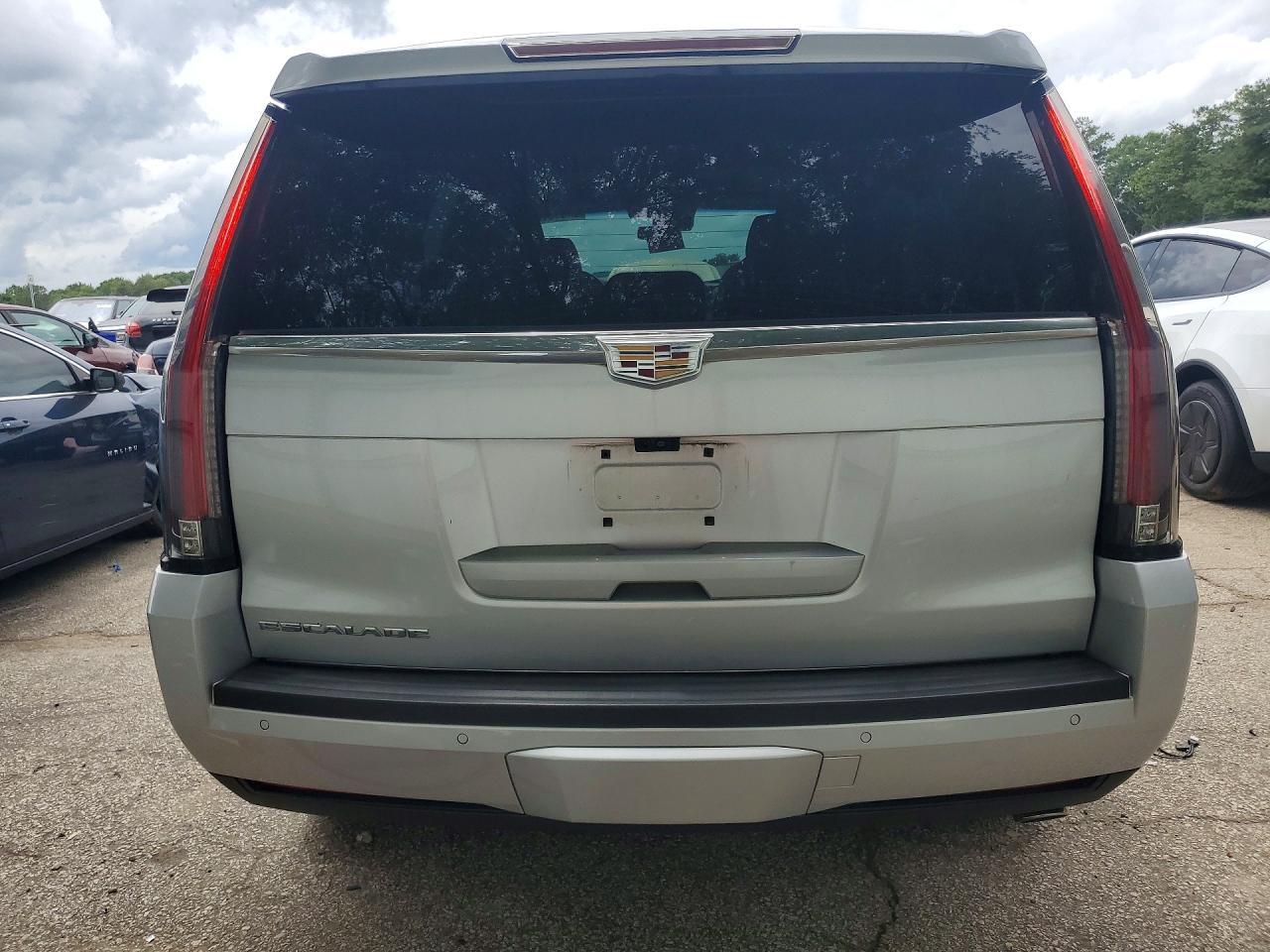 2018 Cadillac Escalade Luxury - zdjęcie 6