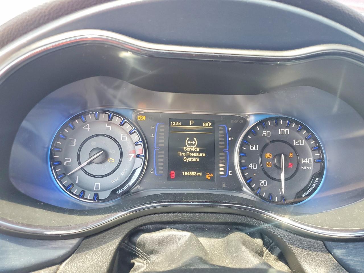 2015 Chrysler 200 S - zdjęcie 9